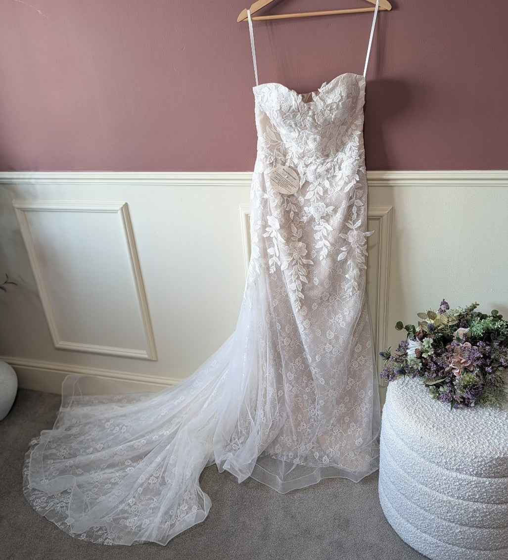 Scarlett ~ Mermaid Wedding Dress