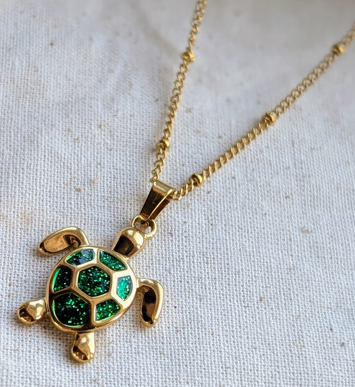 SEA TURTLES PENDANT